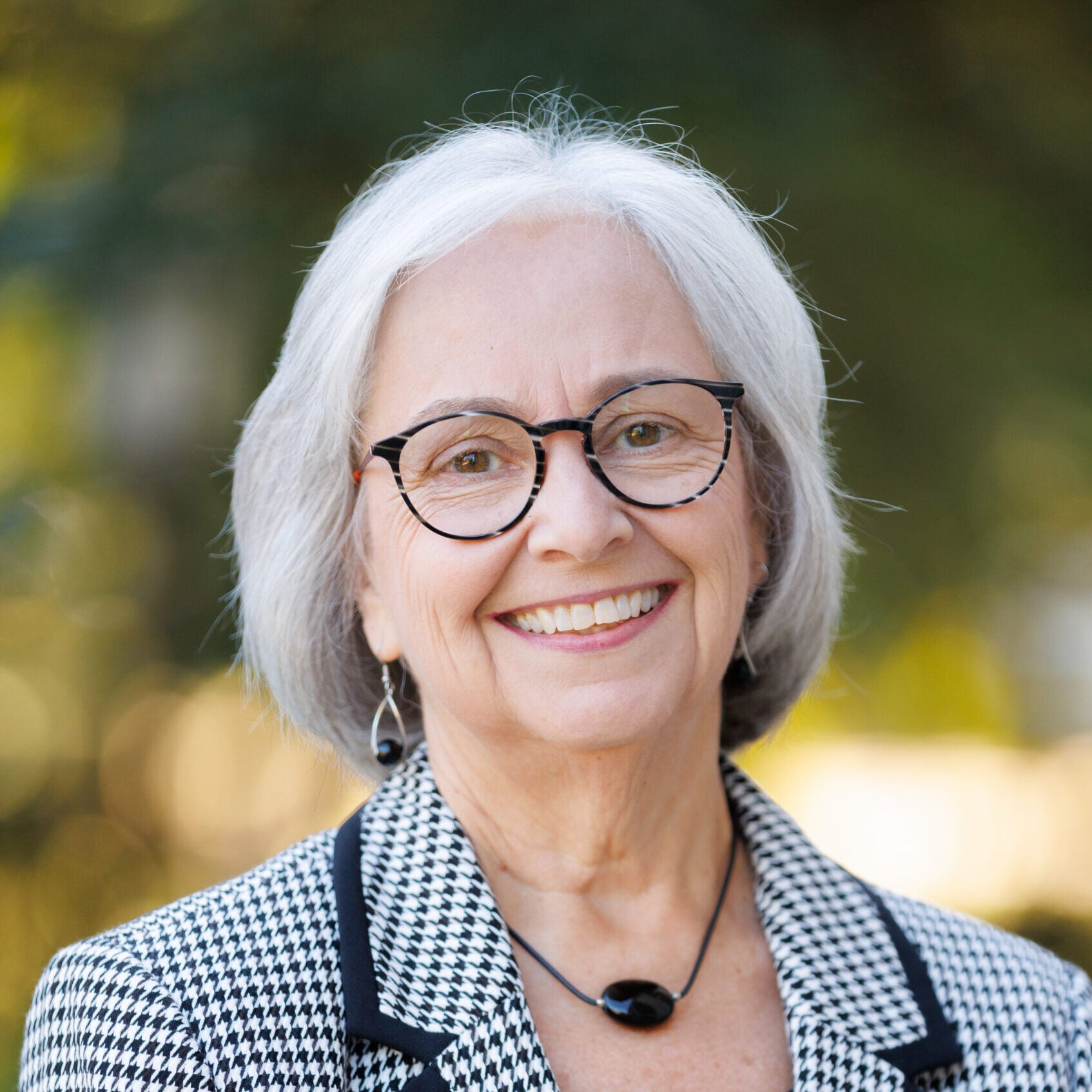 headshot of Susan Carvalho